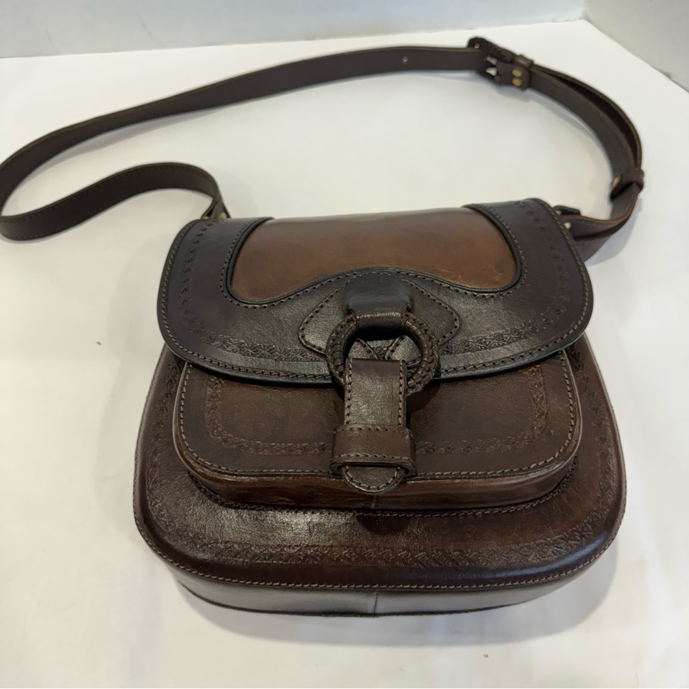 ANNA CAINZO tooled leather saddle bag purse tri color stunning structured bag